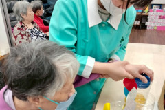 LINE_ALBUM_2025513-岑岑霓虹燈-二樓下午活動_250618_1